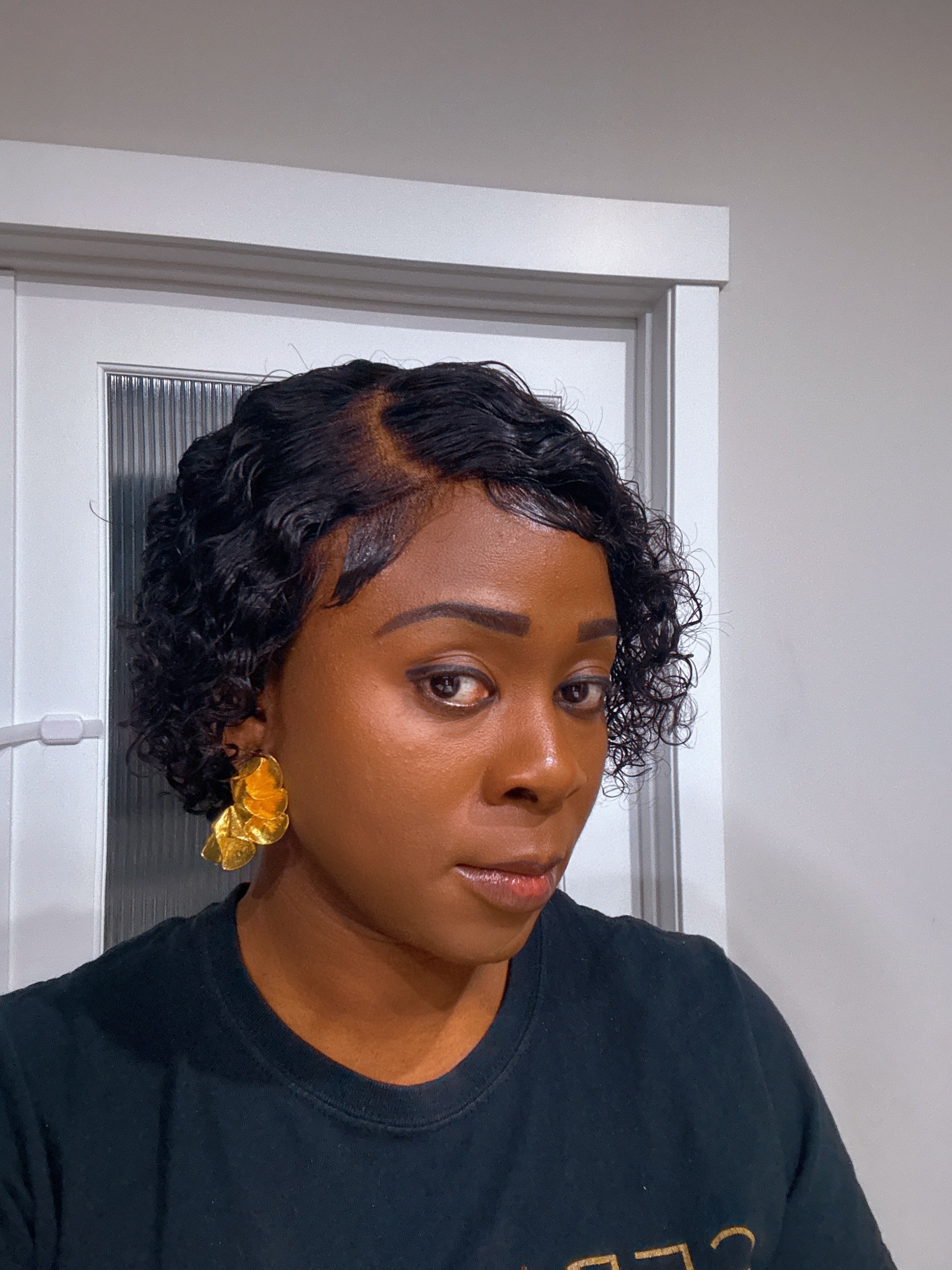 Courtney Unit (13x4 Pixie Cut Frontal Curly Wig)