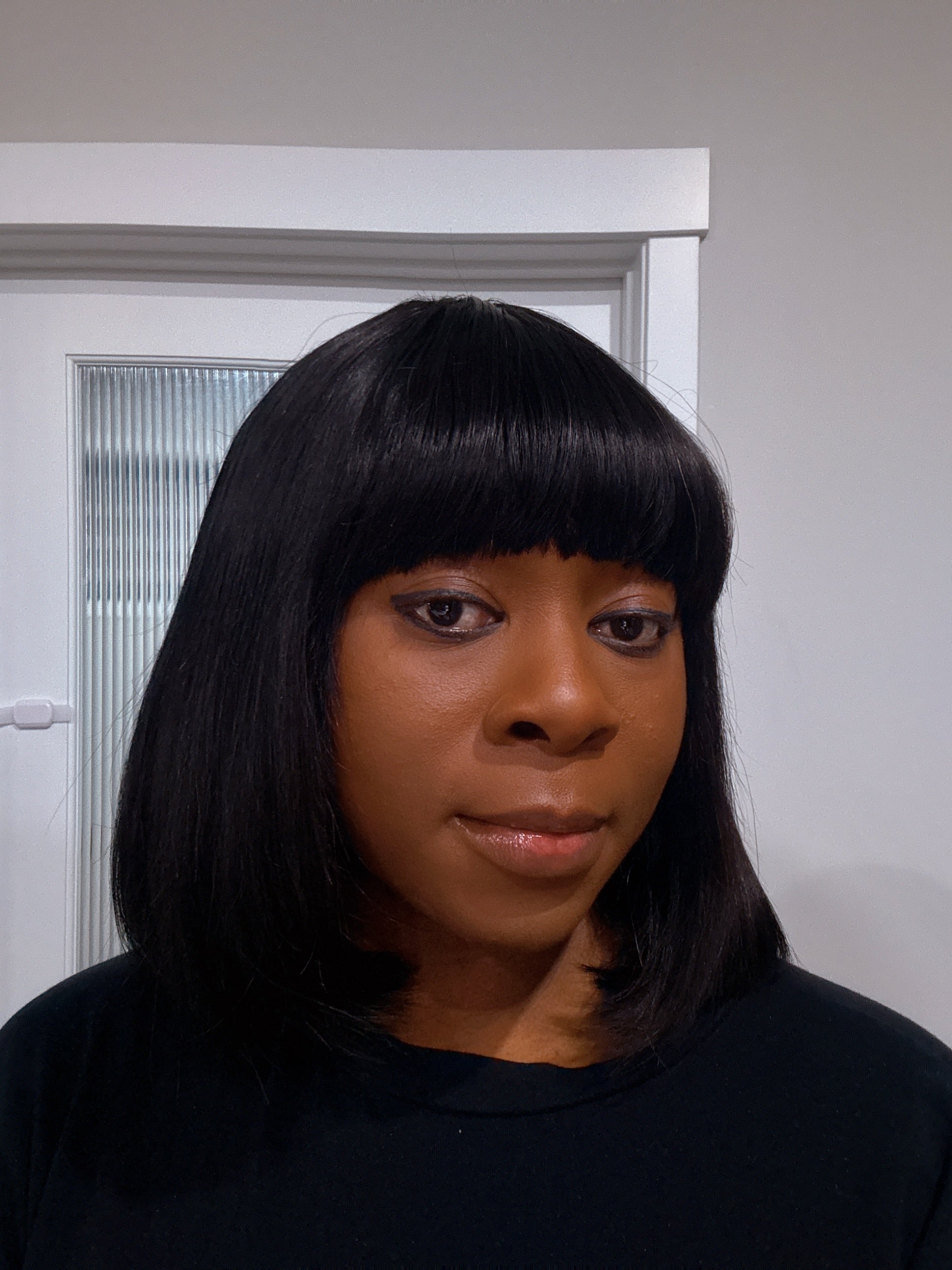 Whitney Unit (Black Bang Bob Wig)